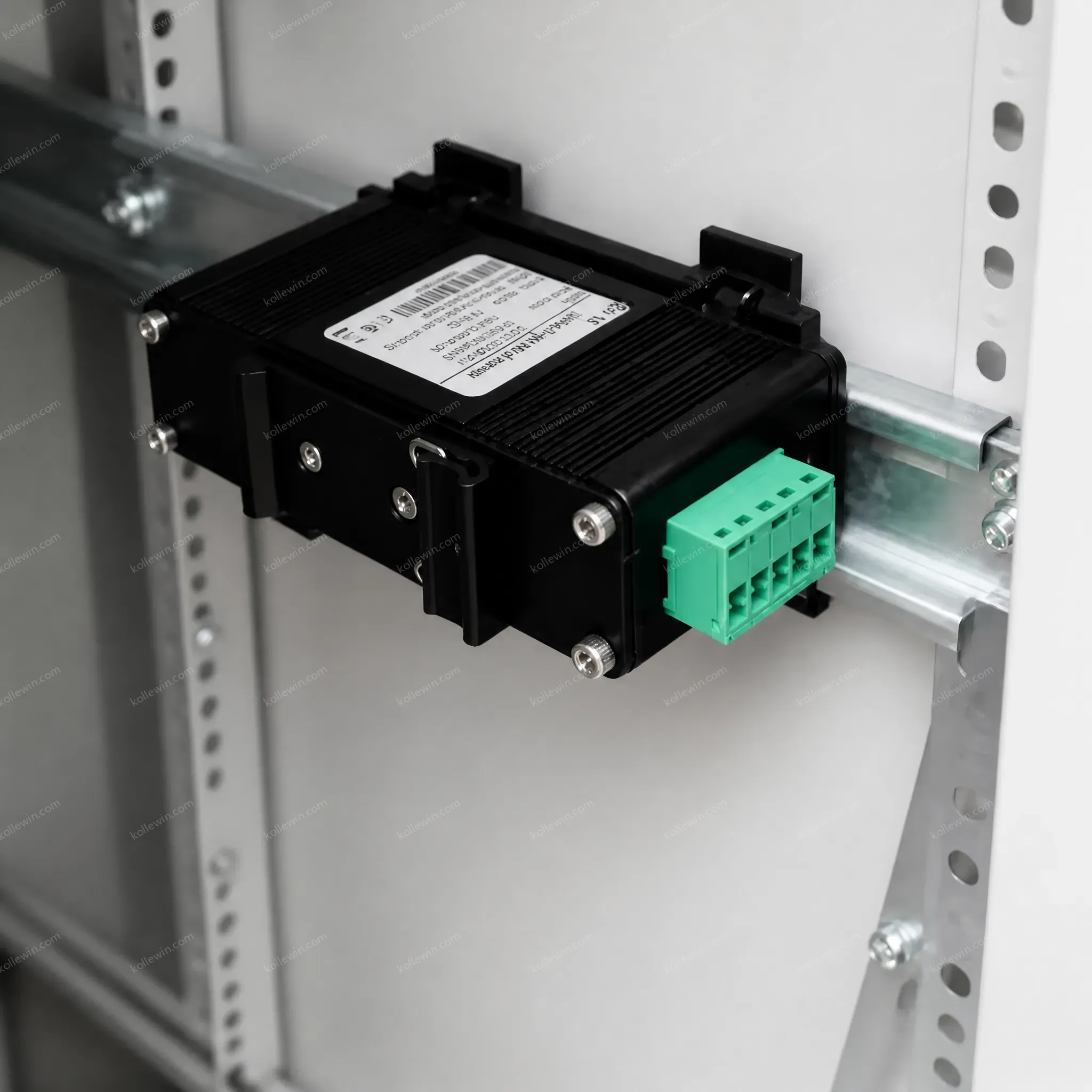 E-link Mini Industrial 3-Port Gigabit Ethernet SFP Fiber Network Switch 12Gbps Switch Capacity 12-48V DC -40C 75C